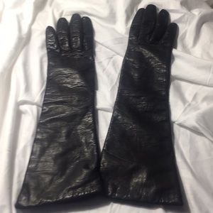Long dress black gloves/ Lord & Taylor/France